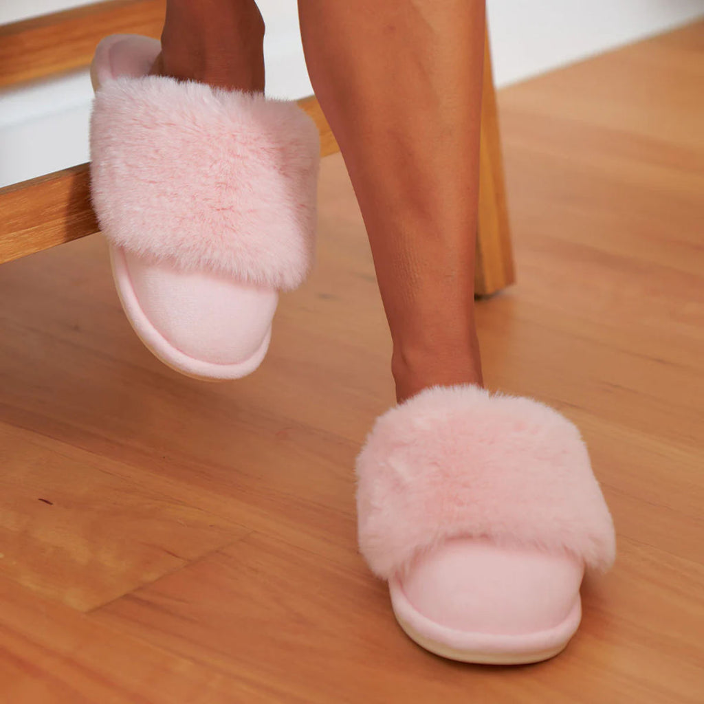 Annabel Trends Cosy Luxe Slippers Pink Quartz Small to Medium