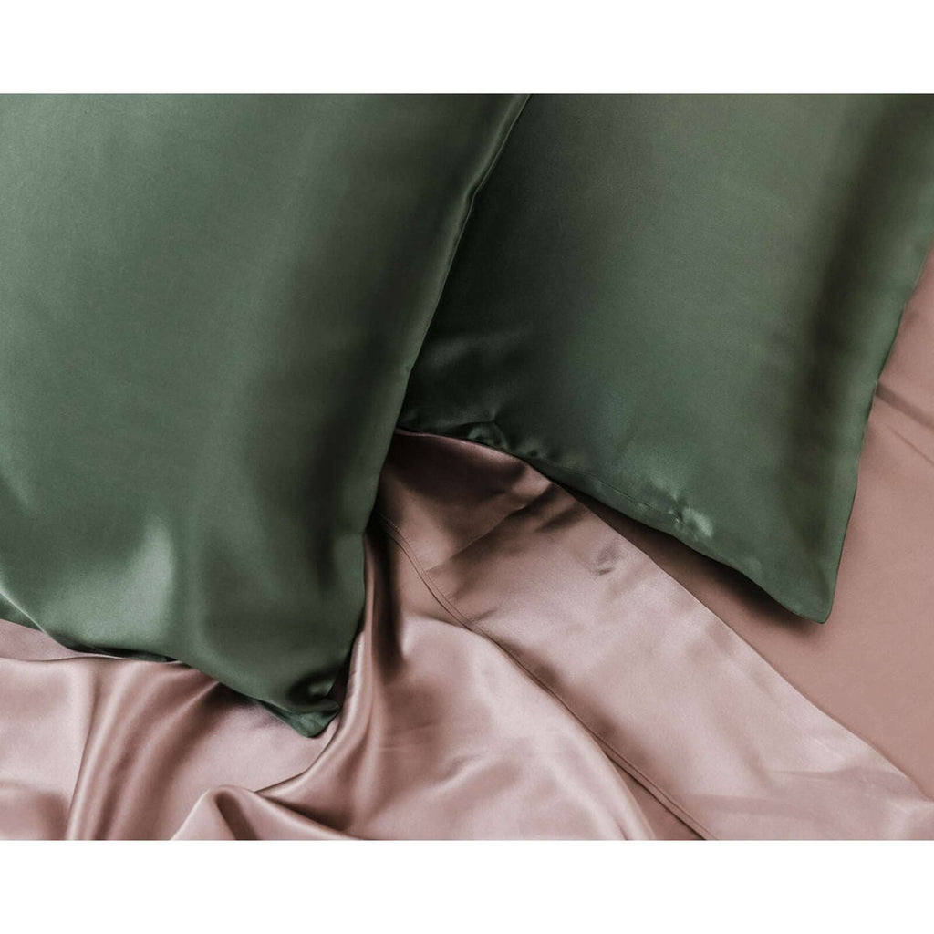 Silk Magnolia Silk Pillowcase Forest Green Minimax