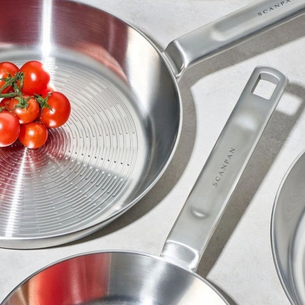 Scanpan Elektra Frypan with Helper Handle 32cm