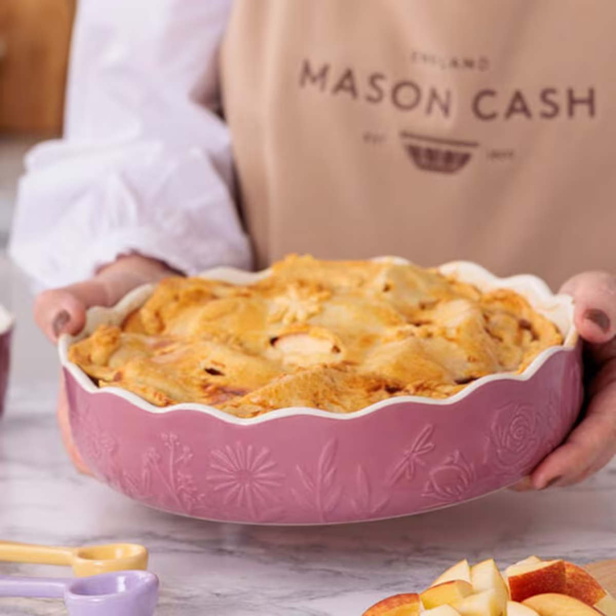 Mason Cash In The Meadow Pie Dish Pink 23cm