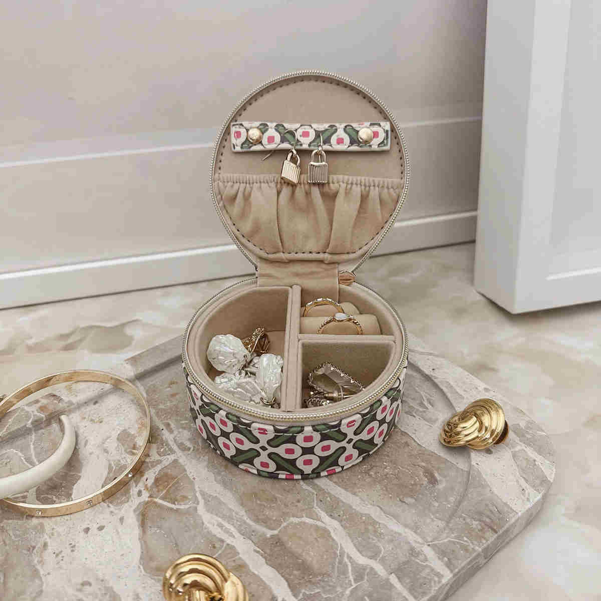 Sisco Round Jewellery Box Retro Olive | Minimax