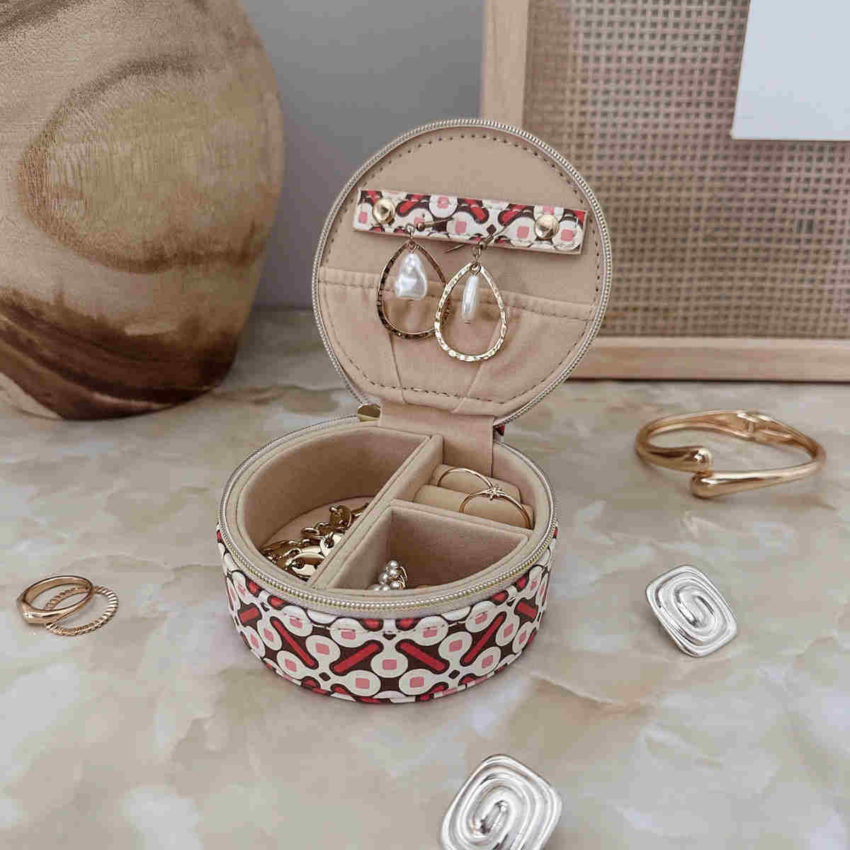 Louenhide Sisco Round Jewellery Box - Retro Pink | Minimax