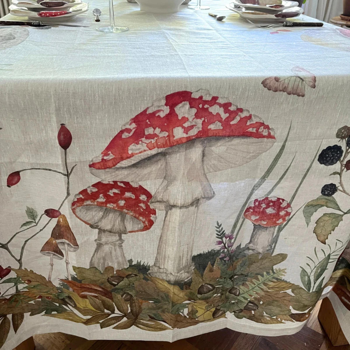 Tessitura Toscana Telerie Grifola Linen Tablecloth Mushroom 160x230cm