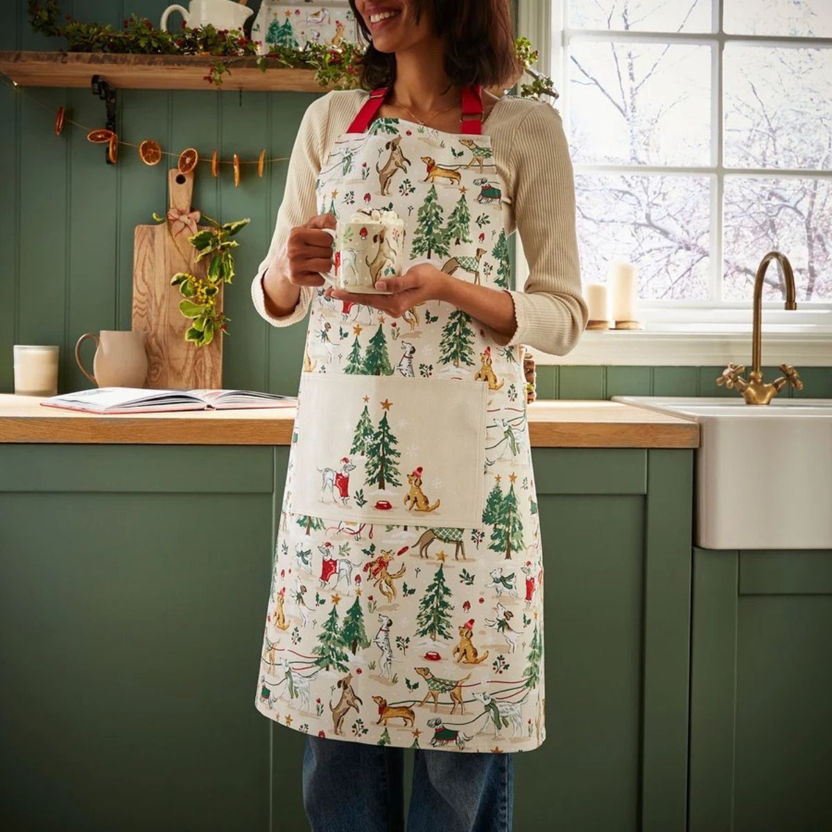 Ulster Weavers Winter Walkies Apron Multi-Coloured