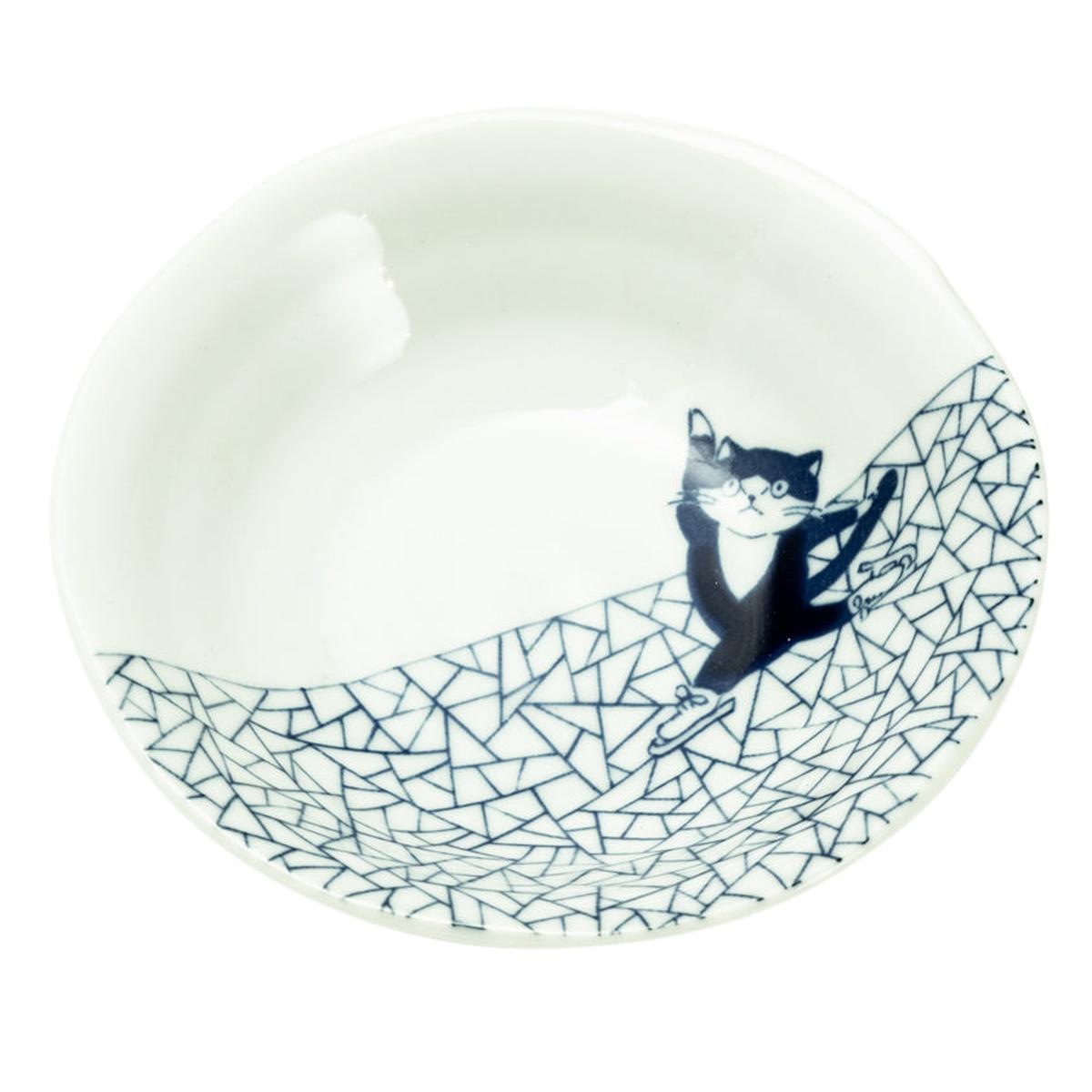 Concept Japan Ice Skating Cat Dish 13cm | Minimax