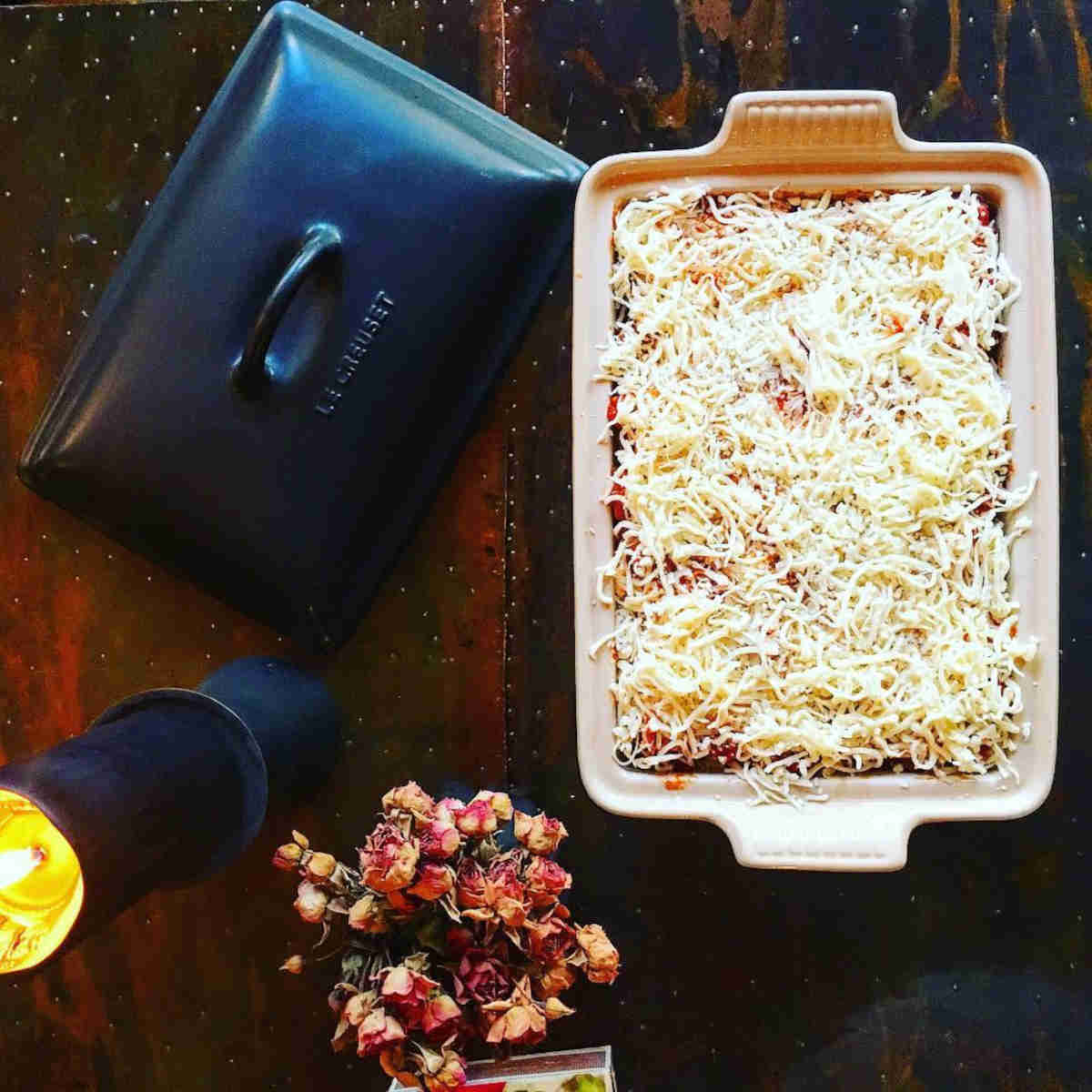 Le Creuset Heritage Rectangular Dish with Lid Nuit 33cm (3.8L) | Minimax