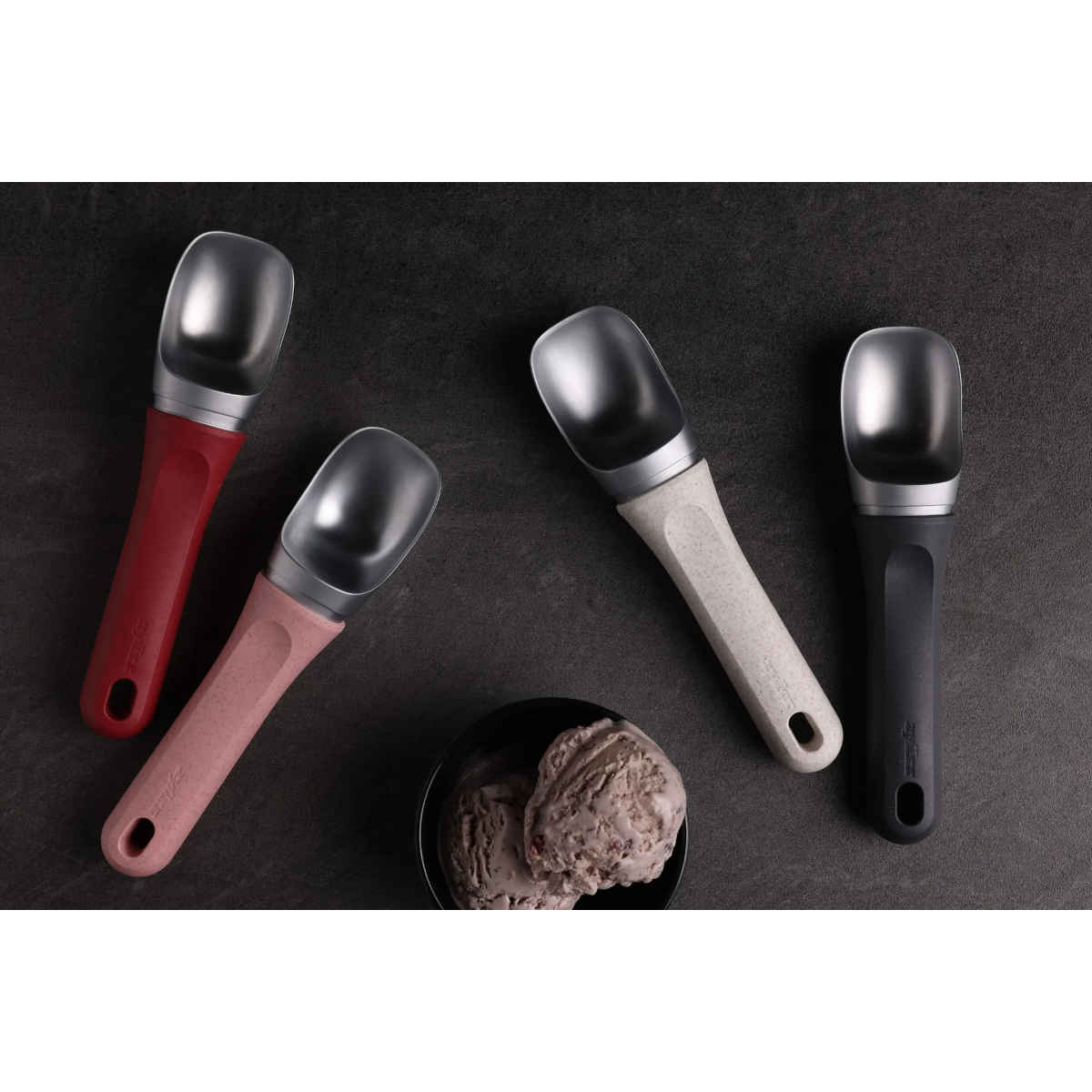 Zyliss Ice Cream Scoop Assorted | Minimax