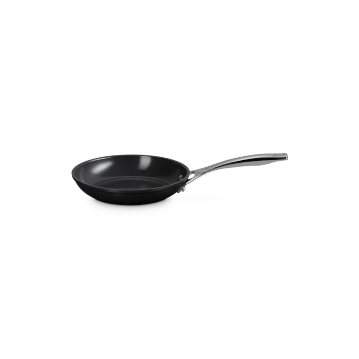 Le Creuset Essential Non-Stick Ceramic Frying Pan 20cm | Minimax