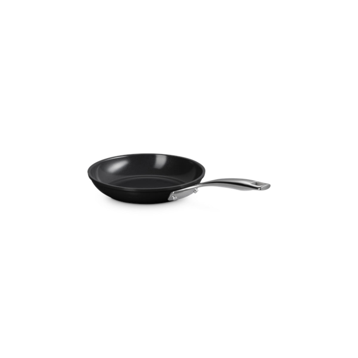 Le Creuset Essential Non-Stick Ceramic Frying Pan 20cm | Minimax