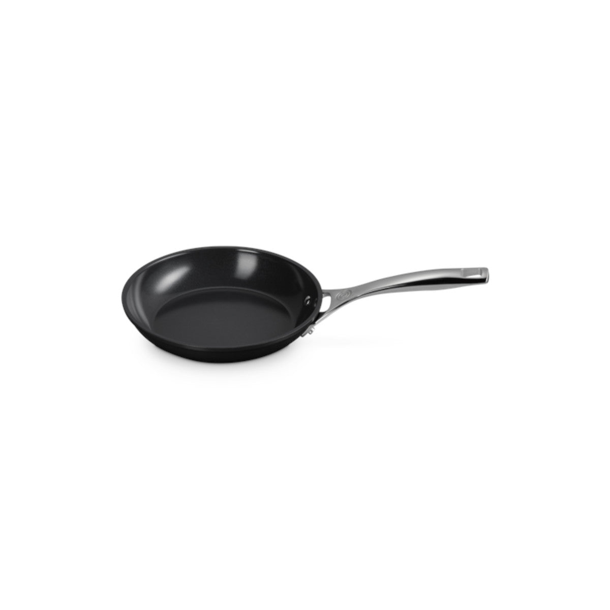 Le Creuset Essential Non-Stick Ceramic Frying Pan 20cm | Minimax