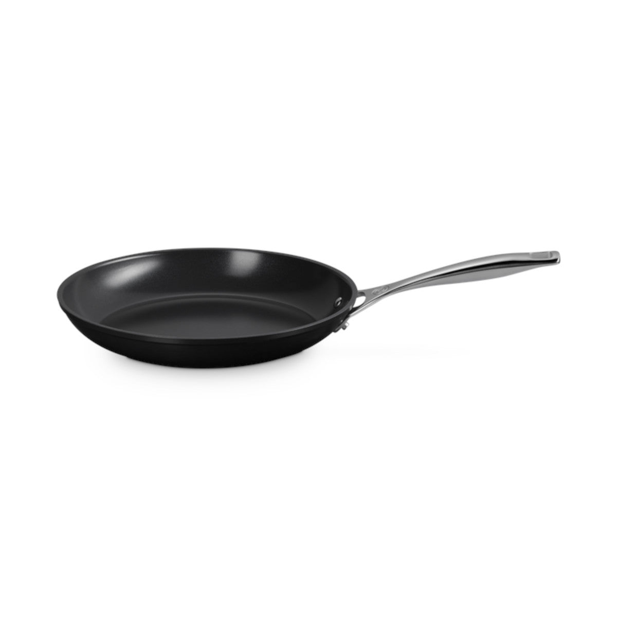 Le Creuset Essential Non-Stick Ceramic Frying Pan 28cm | Minimax