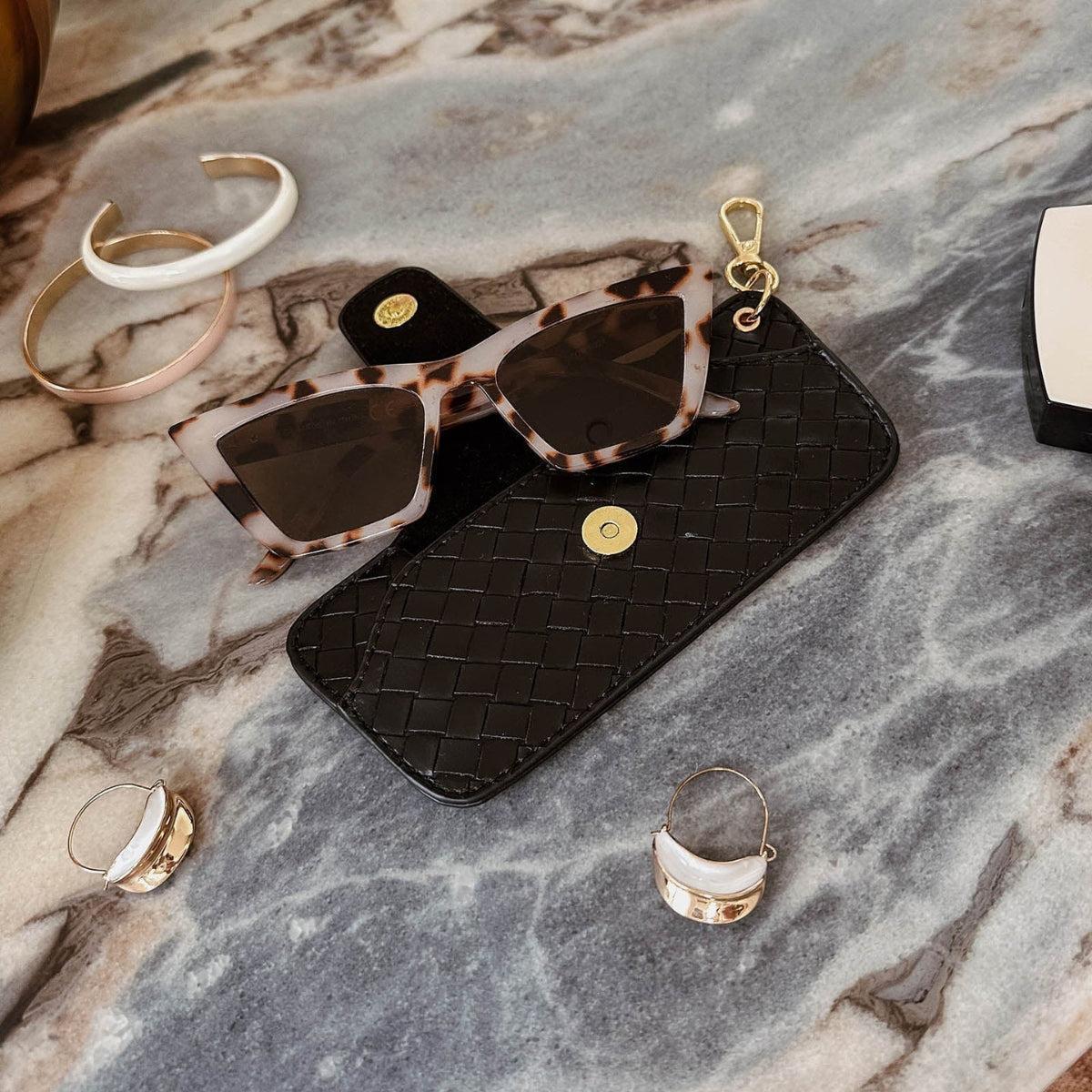 Louenhide Skittle Sunglass Case Woven Black | Minimax