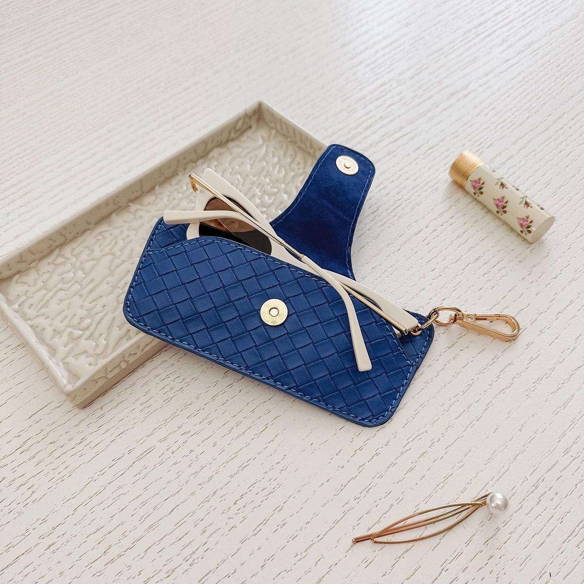 Louenhide Skittle Sunglass Case Woven Ocean Blue | Minimax