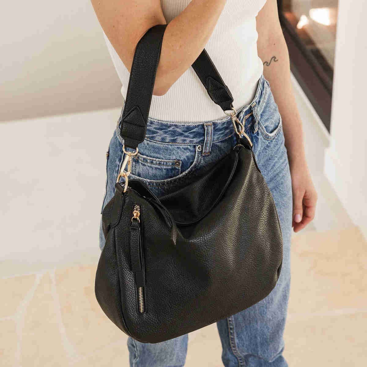 Louenhide Nadia Shoulder Bag - Black | Minimax