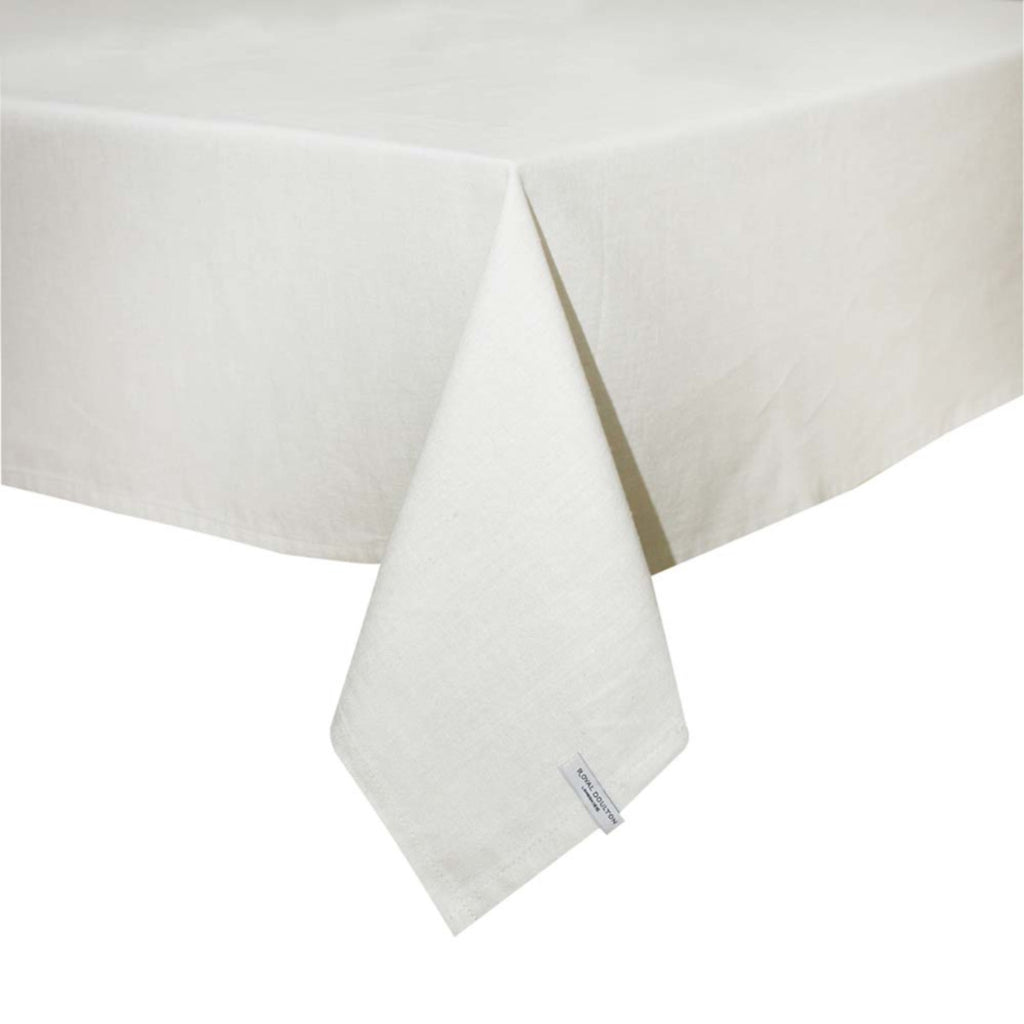 Royal Doulton Urban Dining Woven Tablecloth 150 x 230cm | Minimax