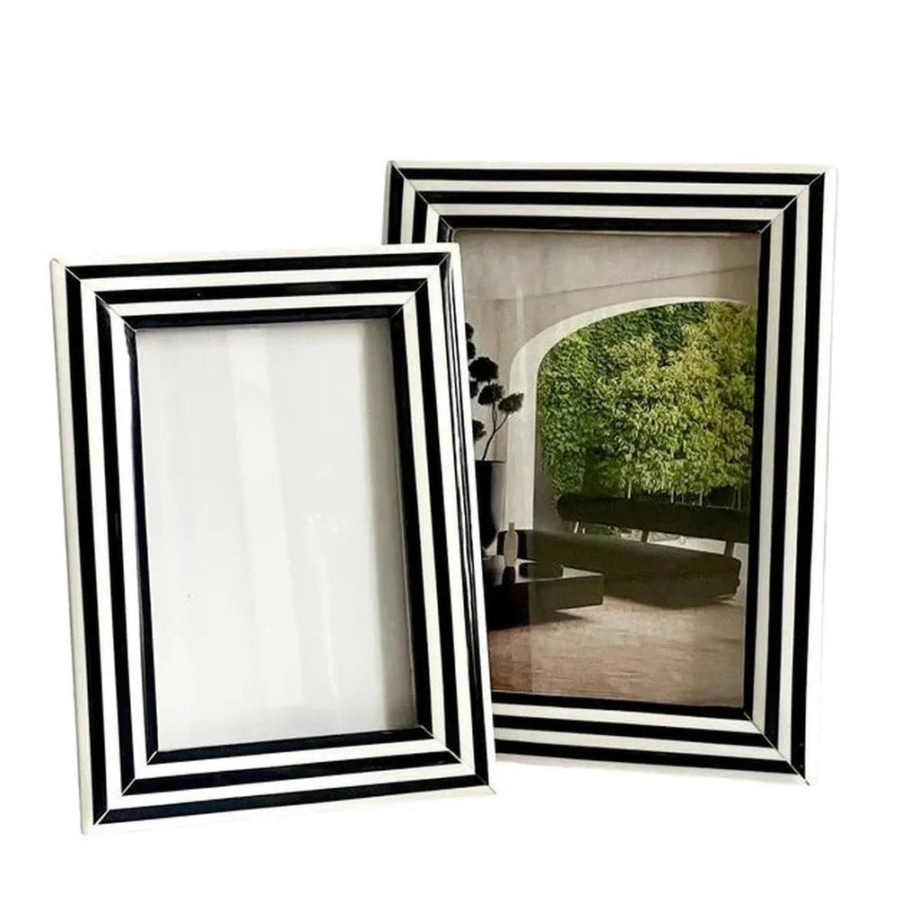 Flair Gifts and Home Milano Resin Black & White Como Frame 4x6 | Minimax