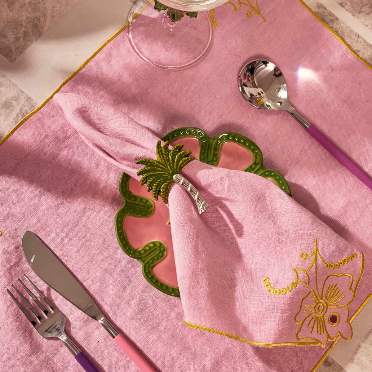 ip&Co Pink Tuscan Embroidered Placemat 50x35cm Set of 4