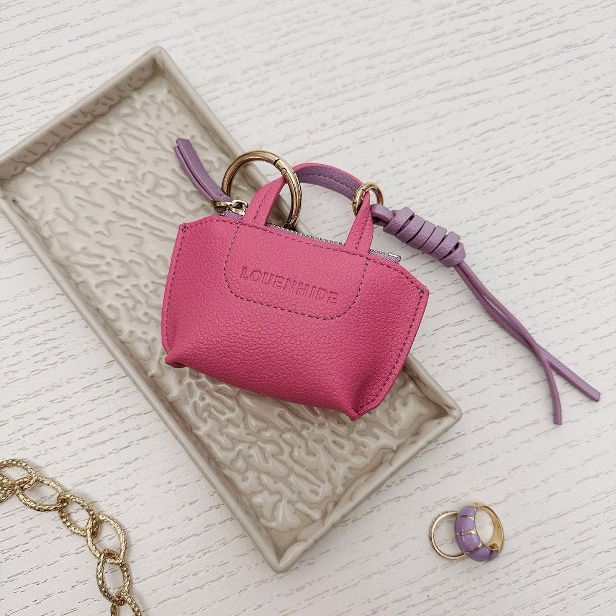 Louenhide Gina Bag Charm Hot Pink | Minimax