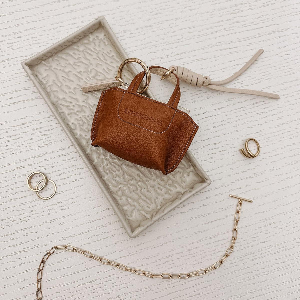 Louenhide Gina Bag Charm Tan | Minimax