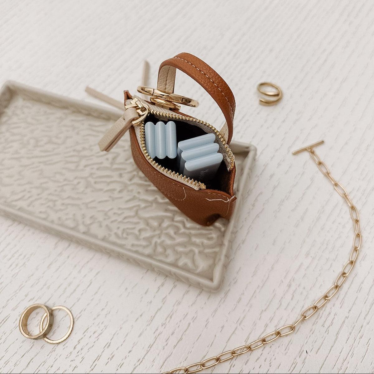 Louenhide Gina Bag Charm Tan | Minimax