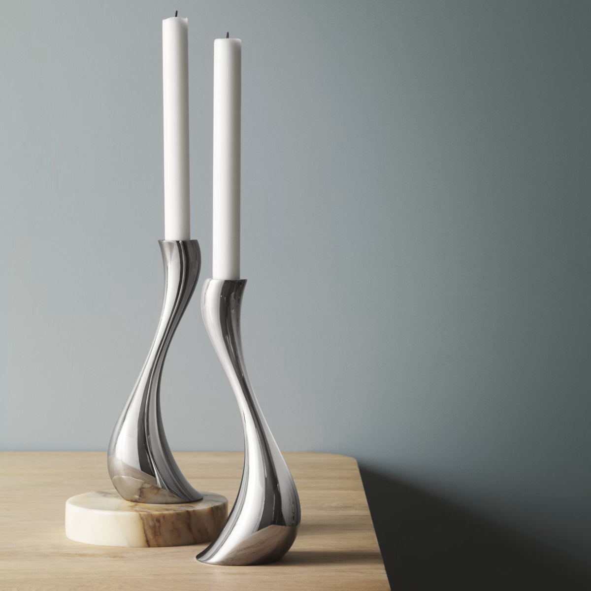 Georg Jensen Cobra Candleholder Medium (Pack of 2) | Minimax