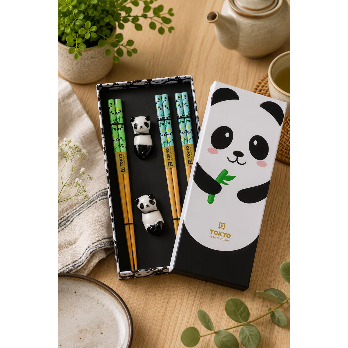 Tokyo Design Panda Chopstick with Rest 4 Pieces Set