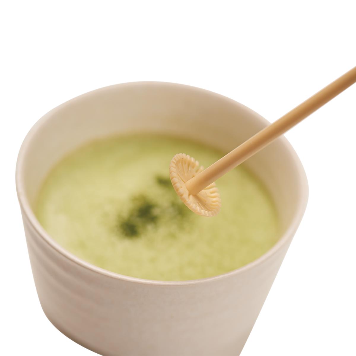 Aerolatte Matcha Tea Frother with Matcha Latte | Minimax
