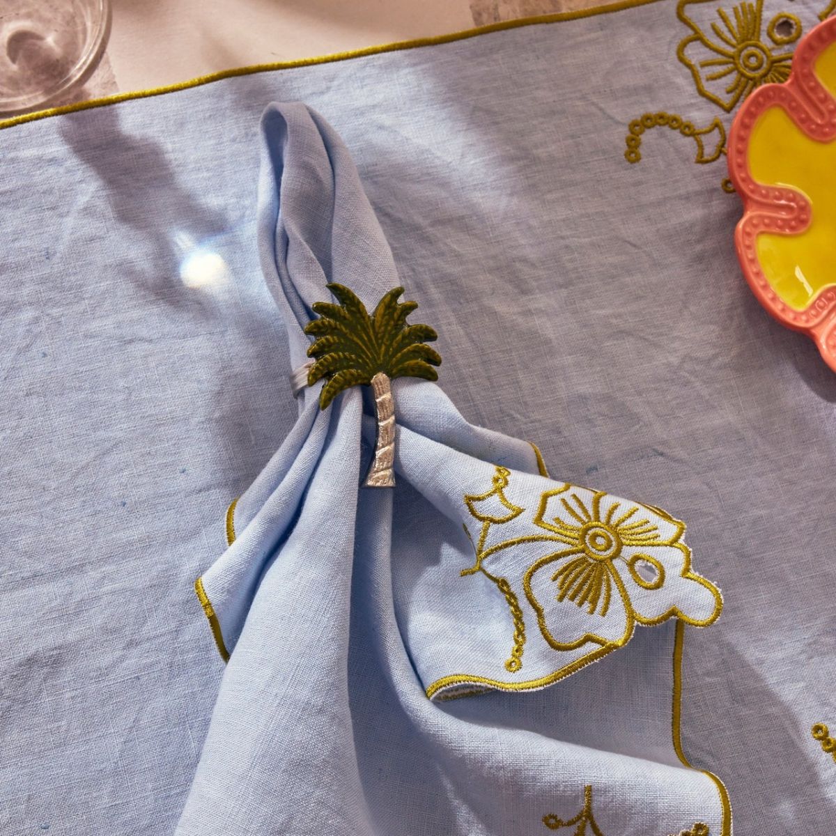 Kip&Co Oasis Palm Tree Napkin Ring Silver Set of 4