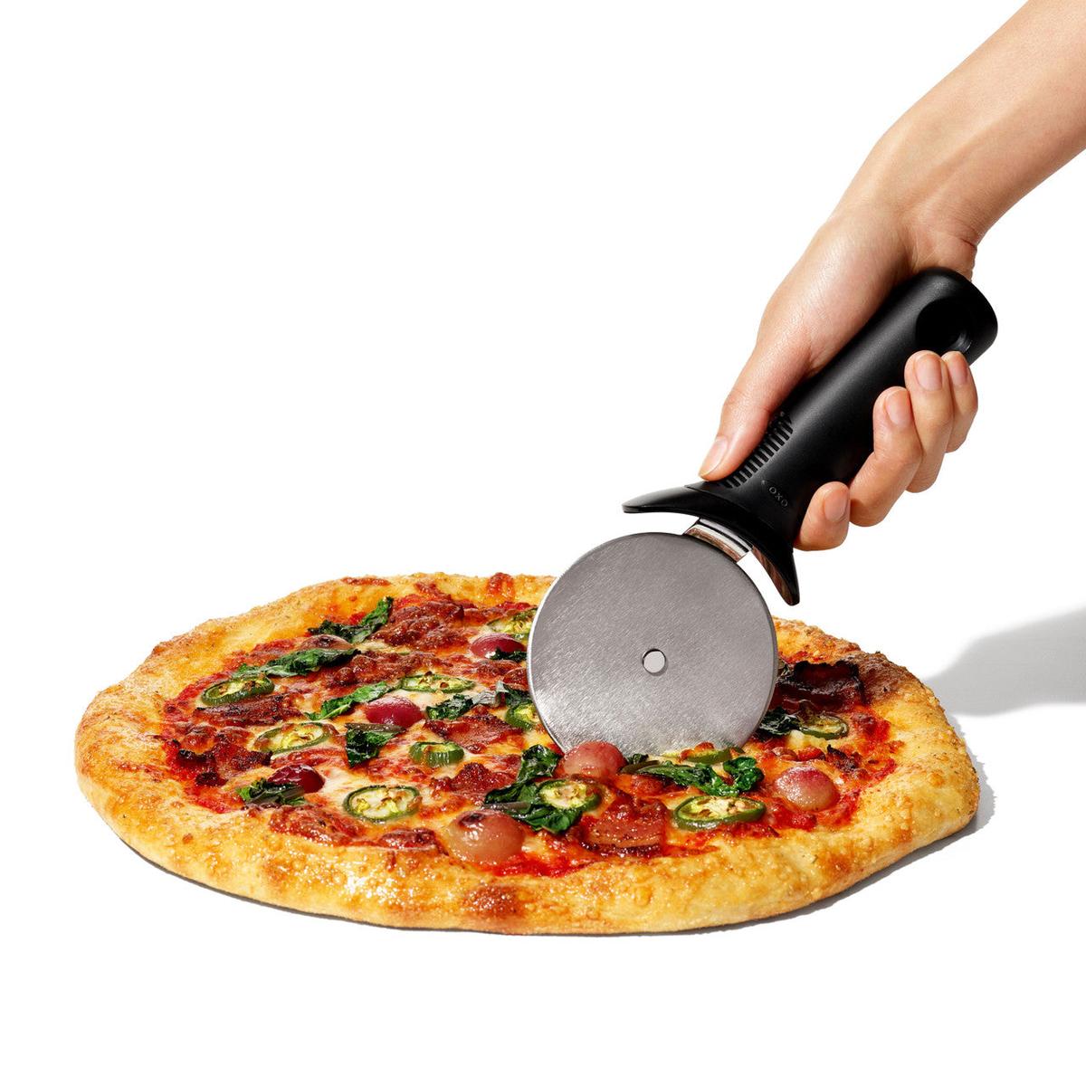 OXO Good Grips Pizza Wheel | Minimax