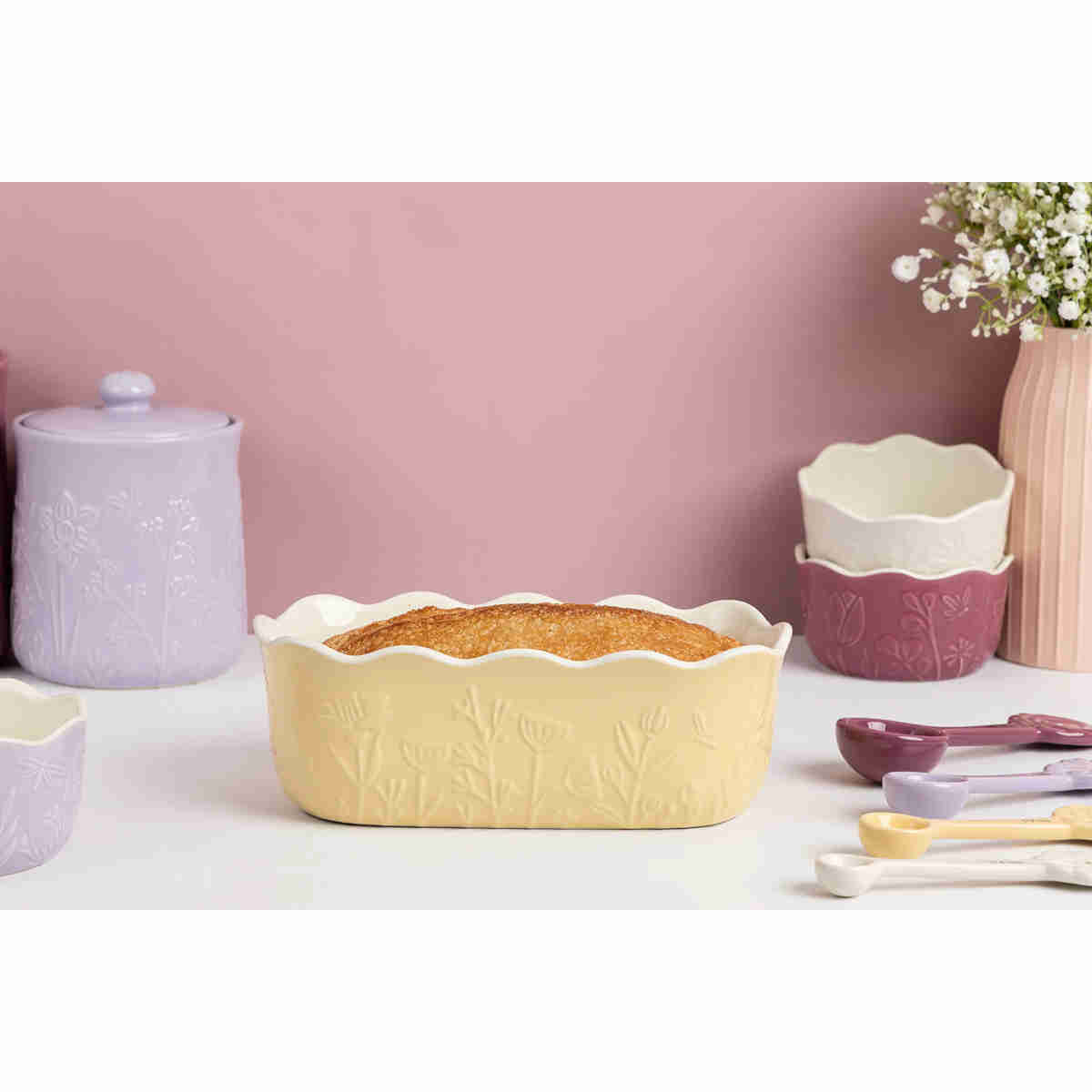 Mason Cash In The Meadow Loaf Pan Yellow 22.5cm (1.1L) | Minimax