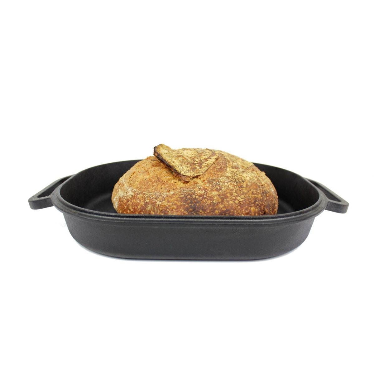 Brunswick Bakers Cast Iron Bread Baking Pan 39x26cm | Minimax - with bread