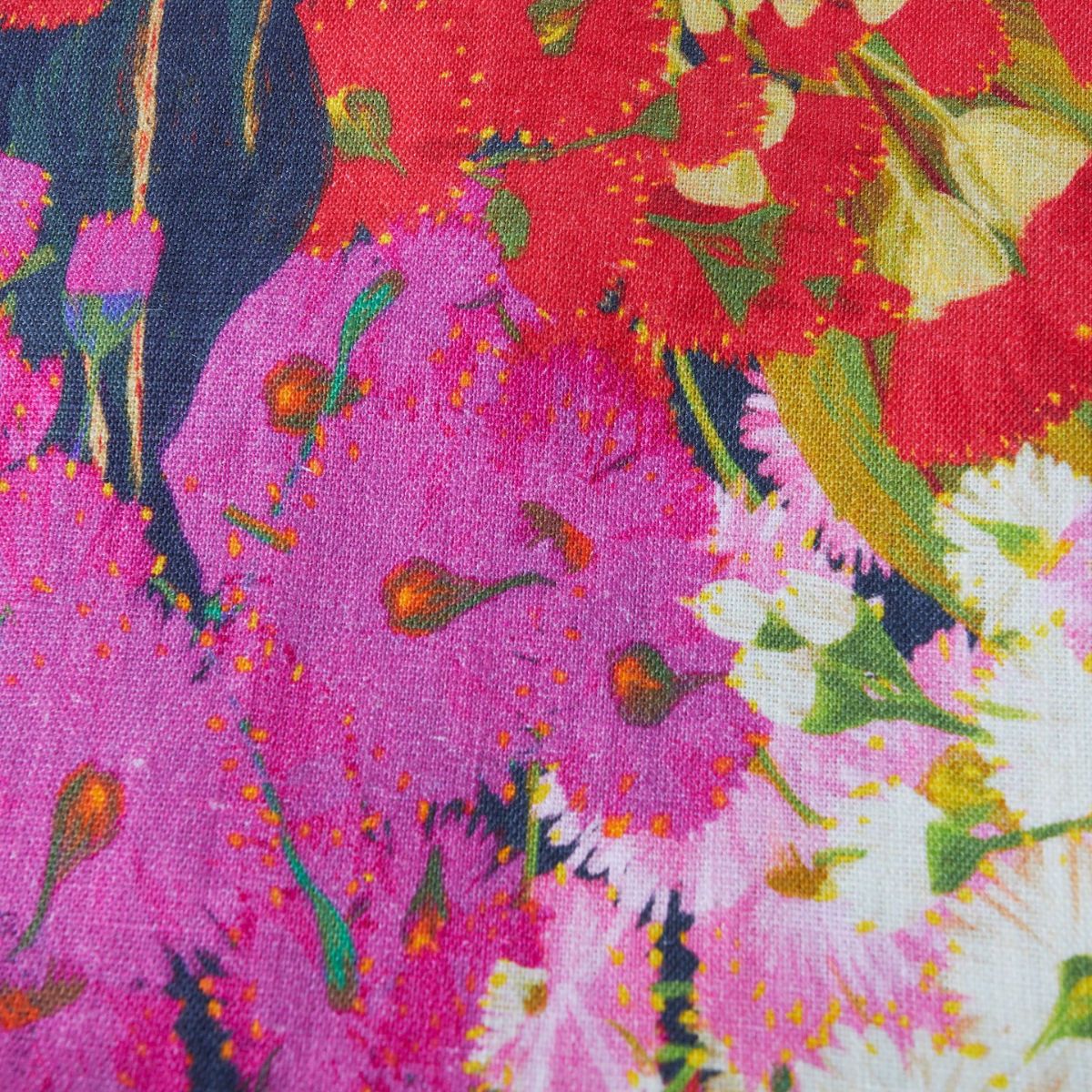 Kip&Co Australian Bush Blossom Tablecloth 270x145cm