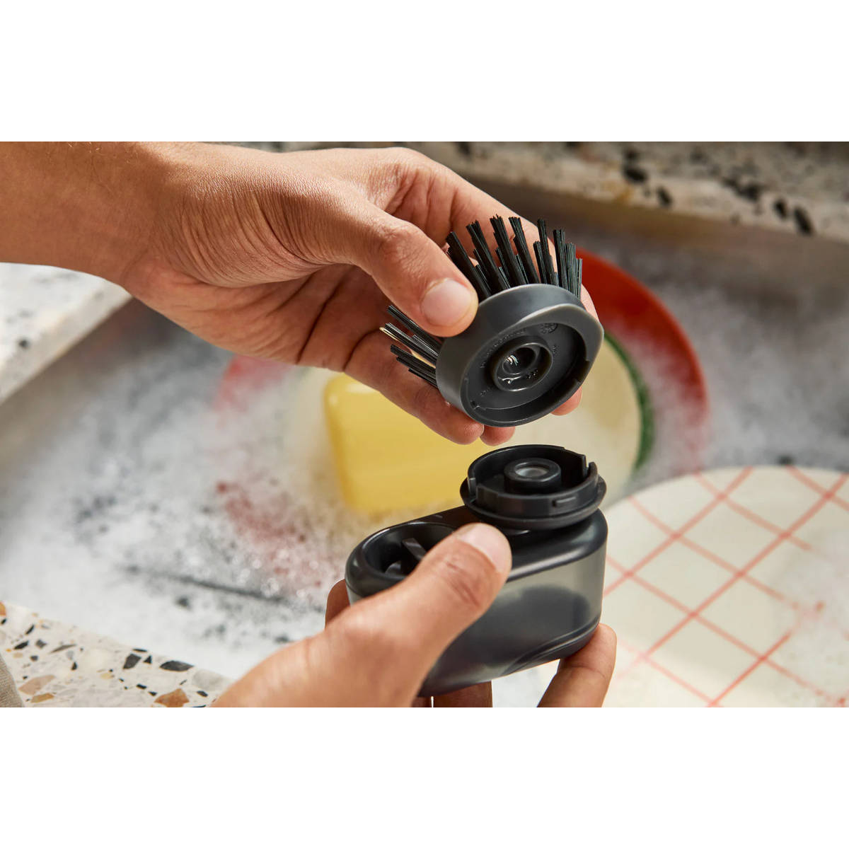 Joseph Joseph SinkTech Compact Soap Dispensing Washing Up Brush with Steel Stand | Minimax