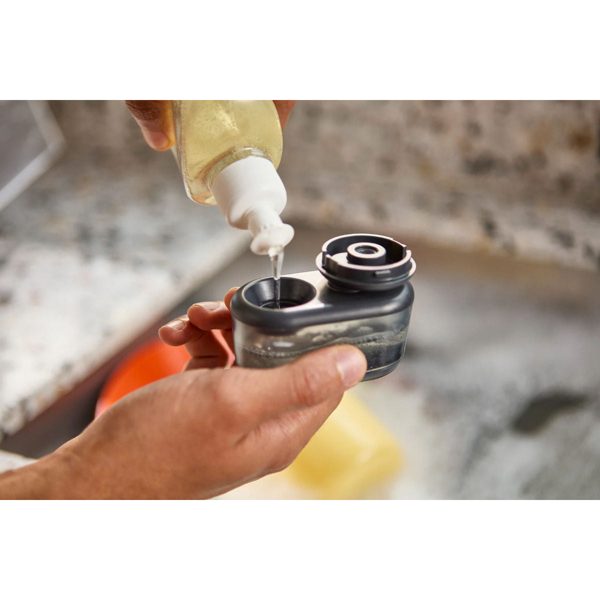 Joseph Joseph SinkTech Compact Soap Dispensing Washing Up Brush with Steel Stand | Minimax