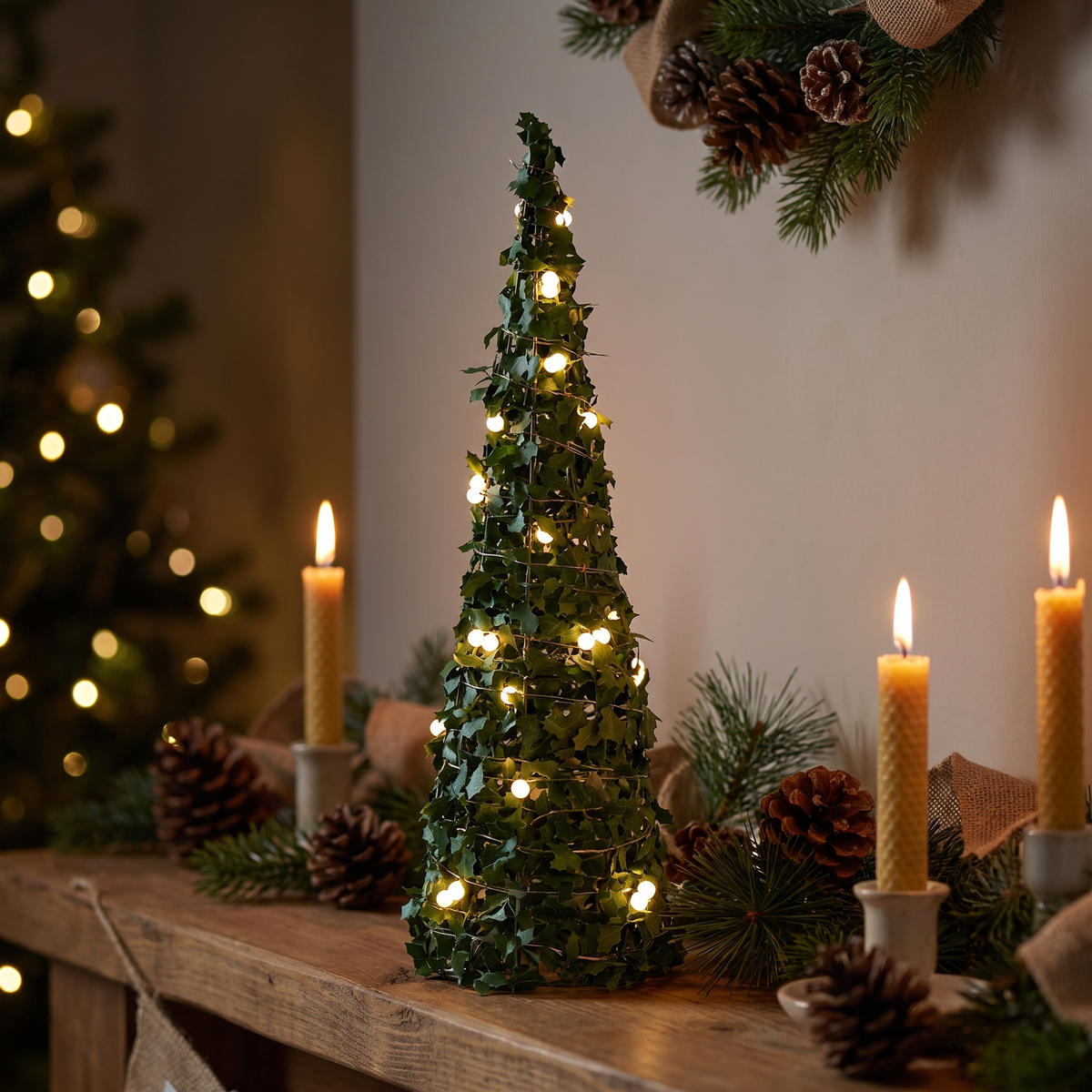 Noel Berry Tree 30 Lights Christmas Decoration LED White/Green 40cm | Minimax