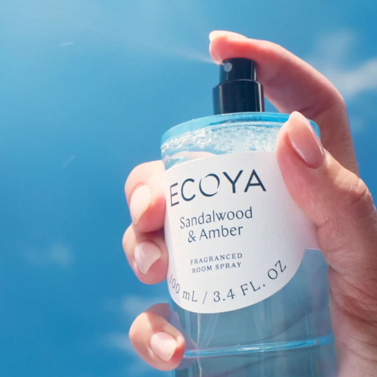 Ecoya Sandalwood & Amber Room Spray 100ml | Minimax