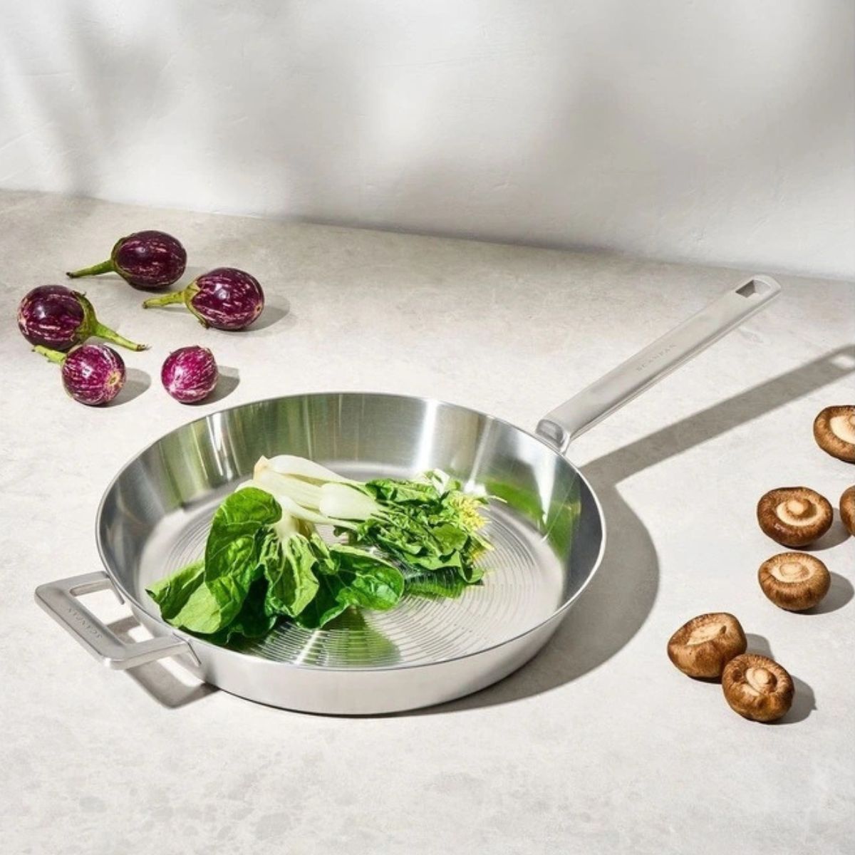 Scanpan Elektra Frypan with Helper Handle 32cm