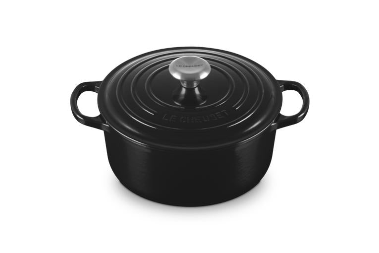 Le Creuset Signature Cast Iron Round Casserole Black Onyx 24cm (4.2L) | Minimax