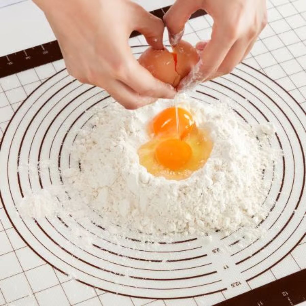Lékué Non-Stick Pastry Mat 60x40cm | Minimax
