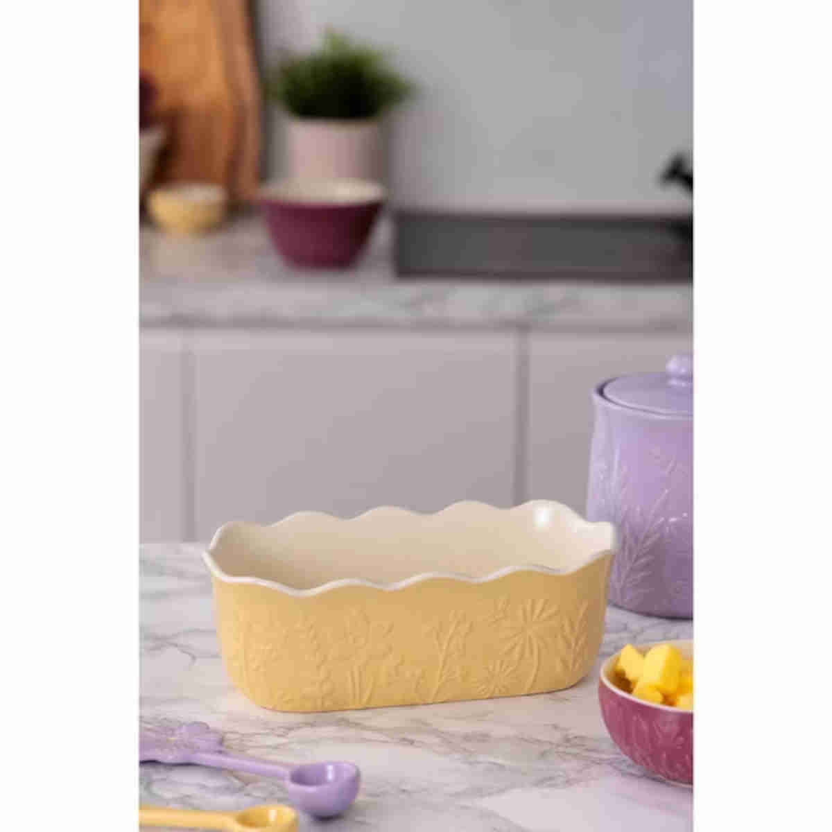 Mason Cash In The Meadow Loaf Pan Yellow 22.5cm (1.1L) | Minimax