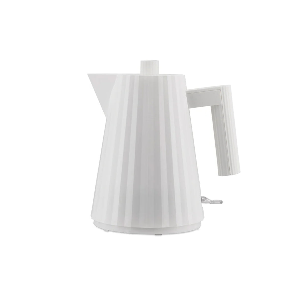 Alessi Plissé 1L electric kettle in white with pleated design and modern sculptural shape