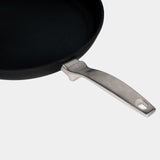 Swiss Diamond CXD Induction Frypan 32cm | Minimax - handle focus