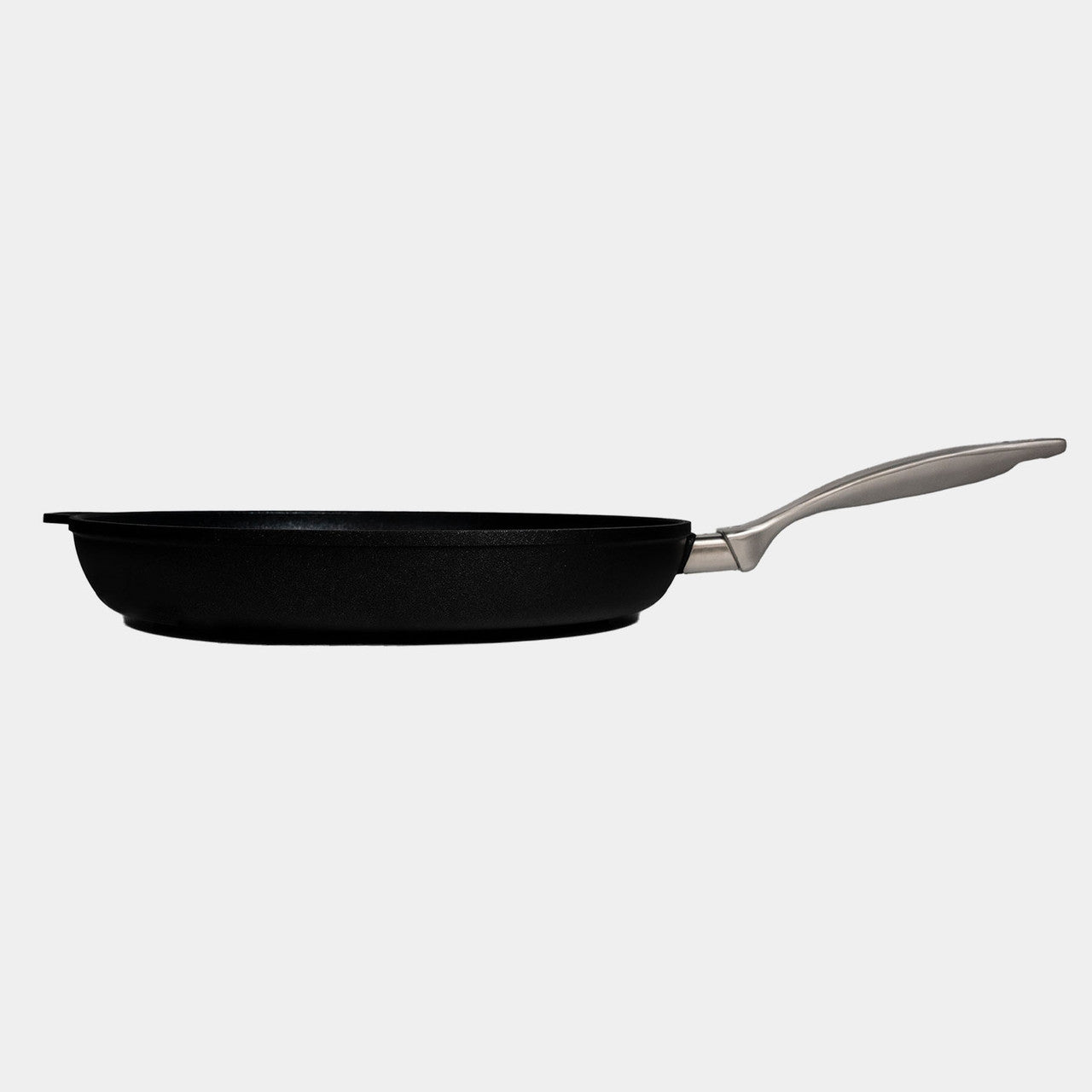 Swiss Diamond CXD Induction Frypan 32cm | Minimax - side view