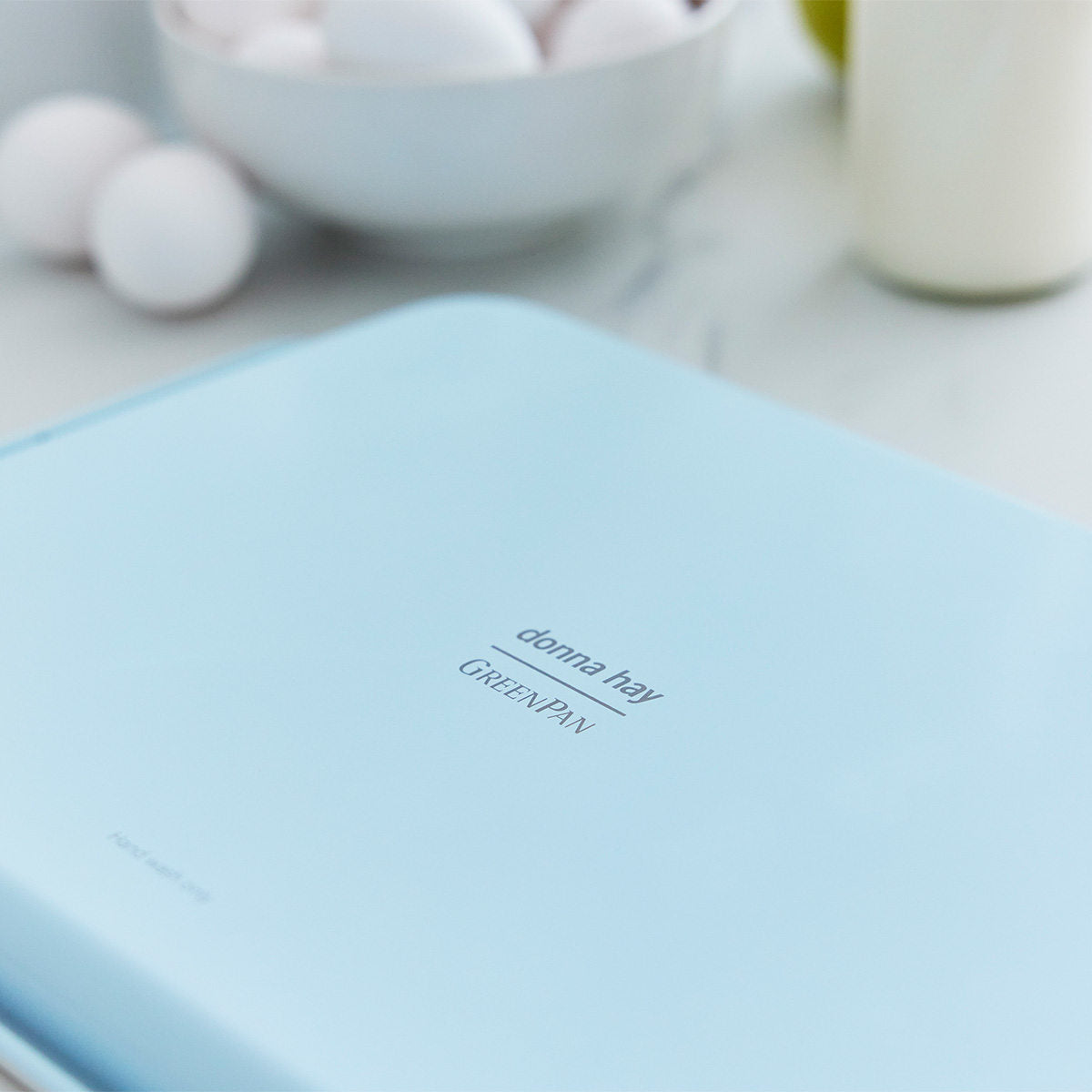 GreenPan x Donna Hay Cookie Sheet / Oven Tray Blue 41cm | Minimax