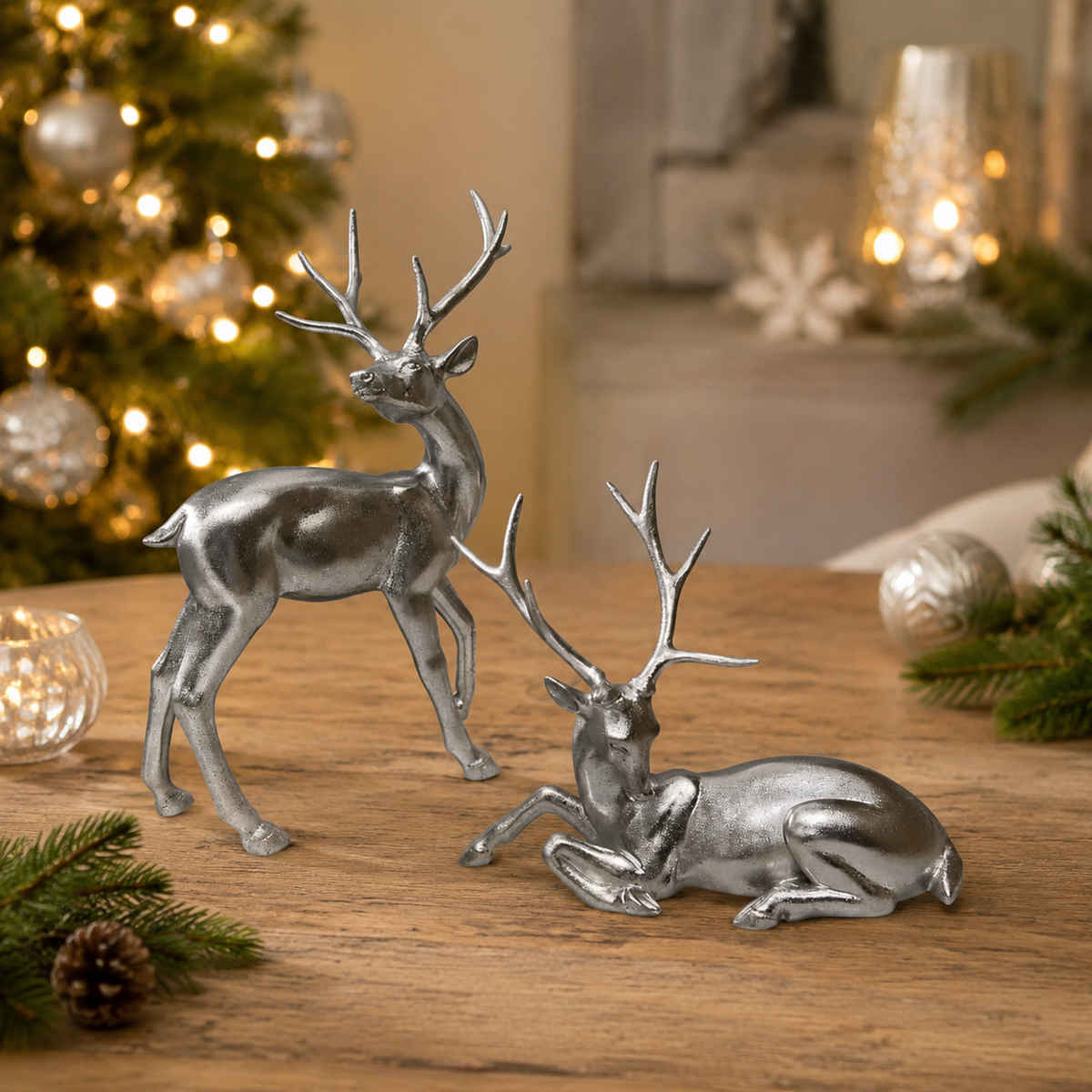 Swing Gifts Shiny Resin Deer Silver Small 2 Assorted (Price per item)  Minimax
