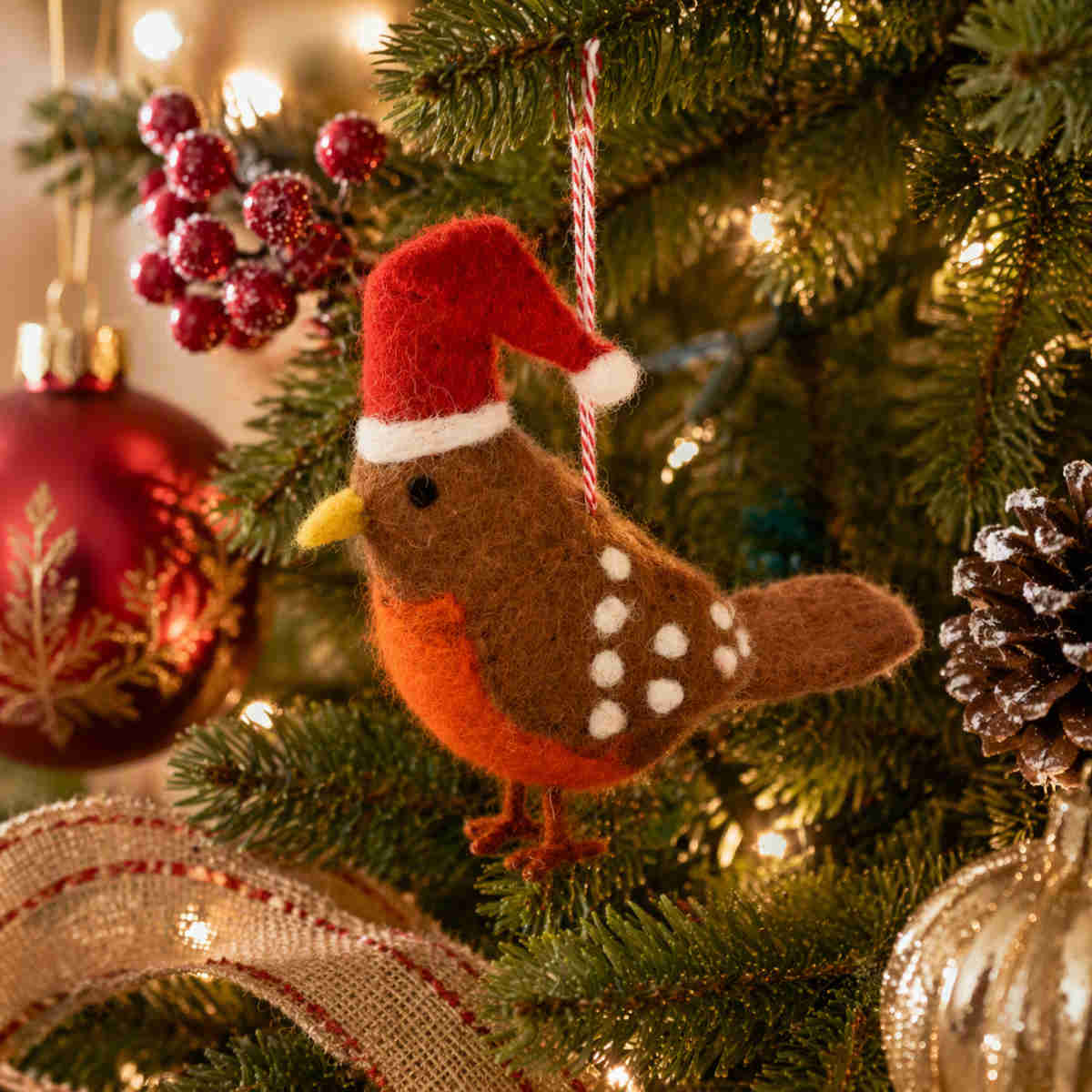 Charlie Chicken Felt Decor | Minimax