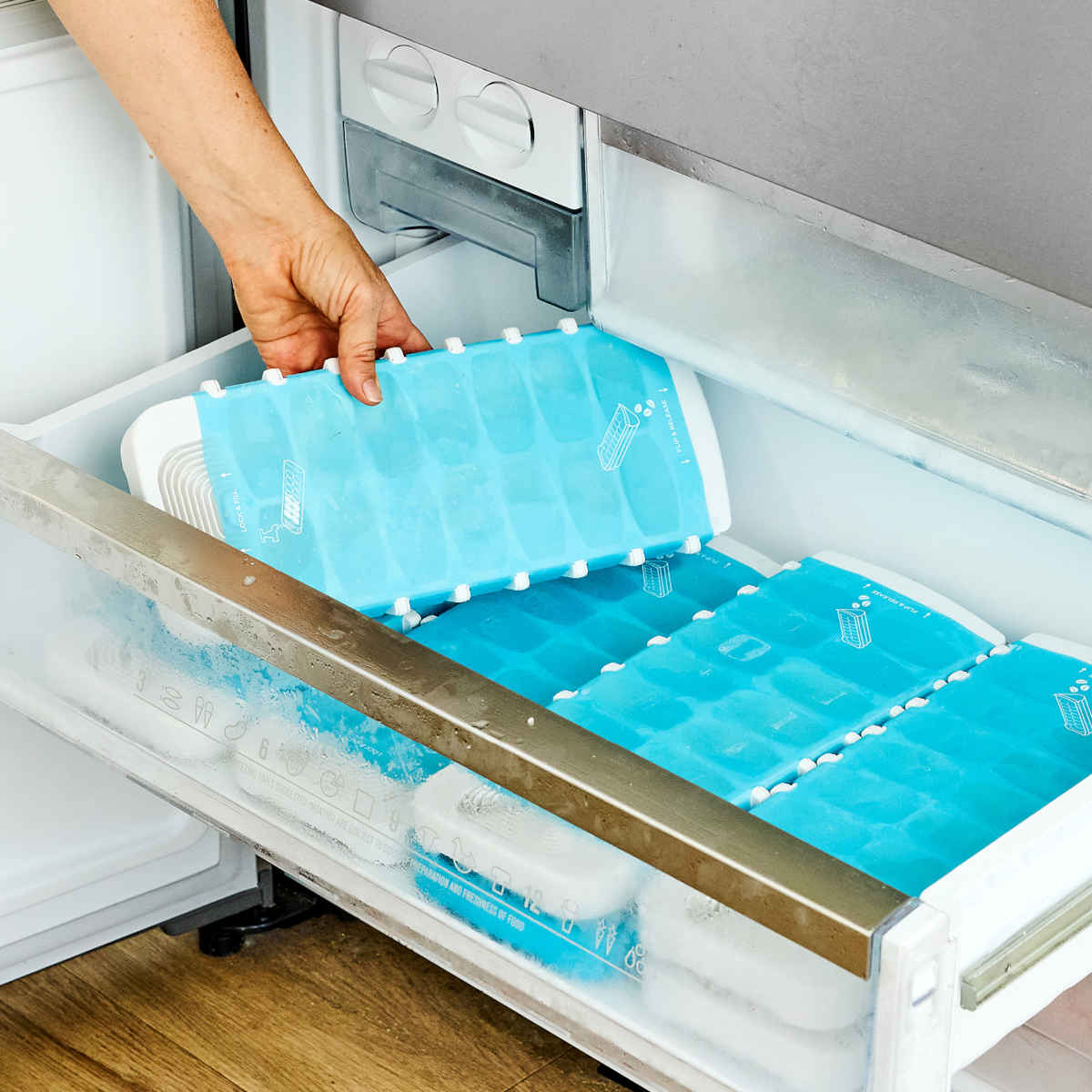 Dreamfarm Nospilla Ice Tray White | Minimax