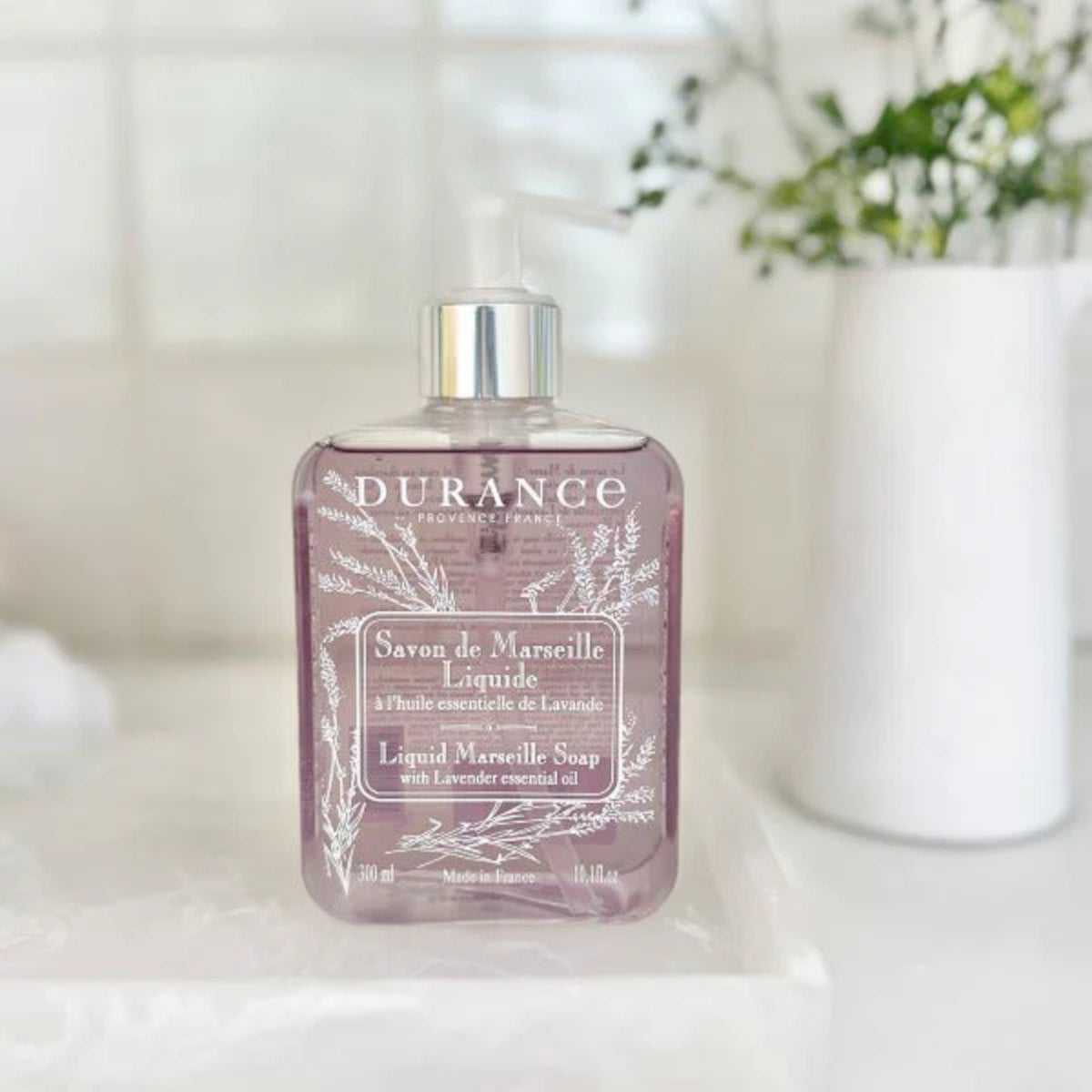 Durance Lavender Liquid Soap 300ml, clear bottle of liquid hand soap with pump dispenser and lavender label 