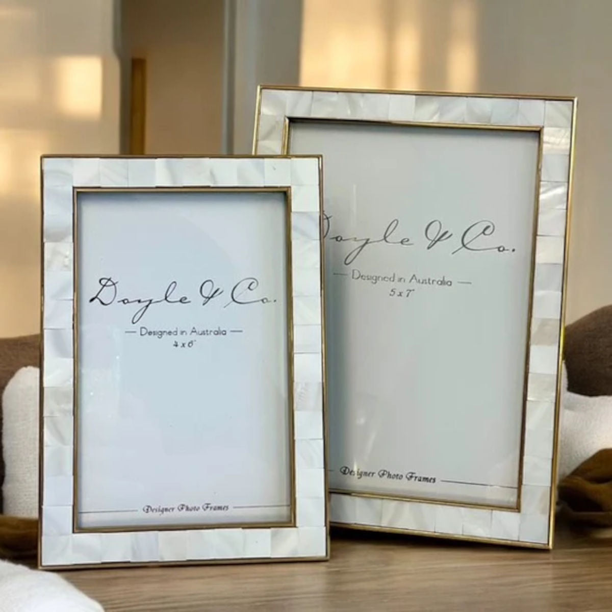 Flair Gifts and Home Mother of Pearl Frame Gold Plated 13 x 18 cm | Minimax