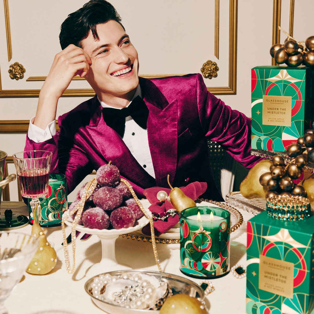 Glasshouse Fragrances Under the Mistletoe Candle 380g Minimax